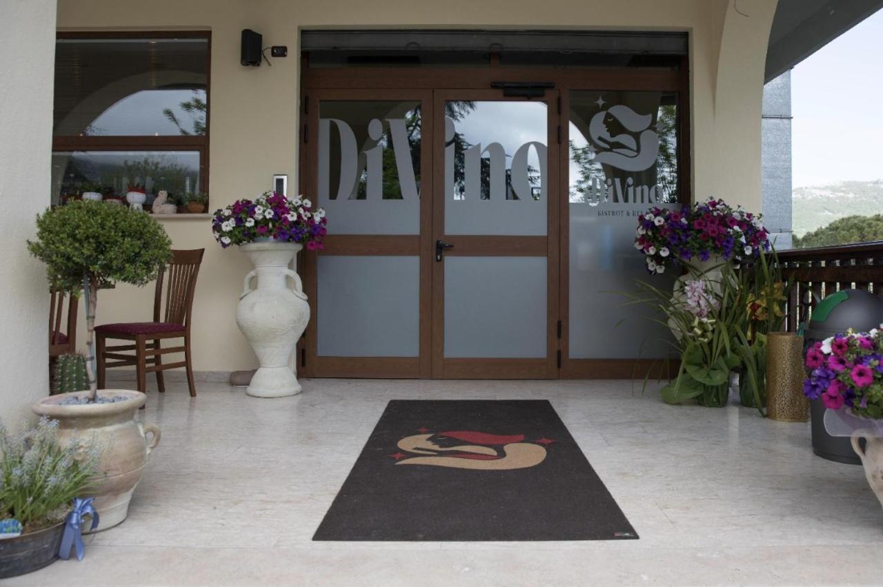 Divino Bistrot E Relais Hotel Lenola Екстериор снимка