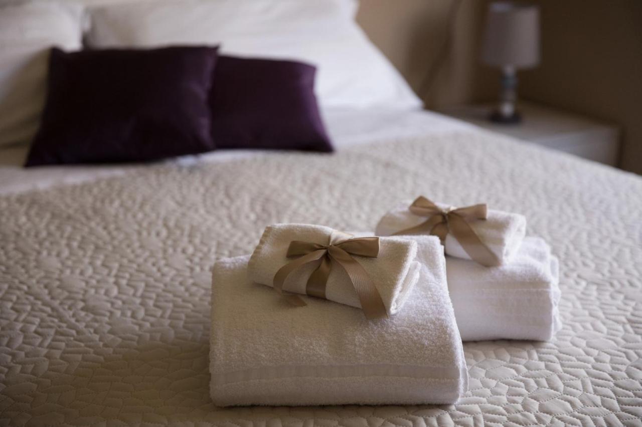 Divino Bistrot E Relais Hotel Lenola Екстериор снимка