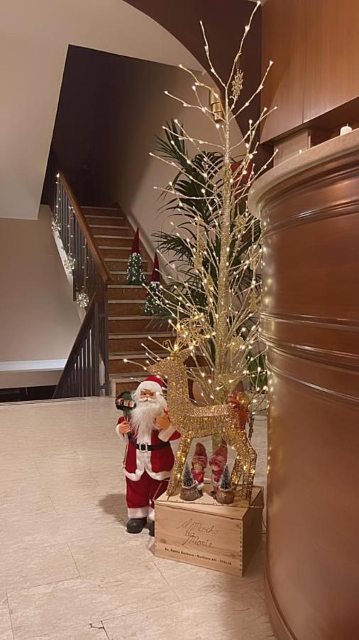 Divino Bistrot E Relais Hotel Lenola Екстериор снимка